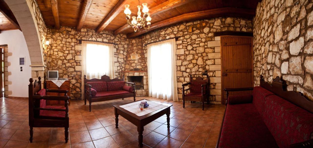 Tsivaras Villas Exterior photo